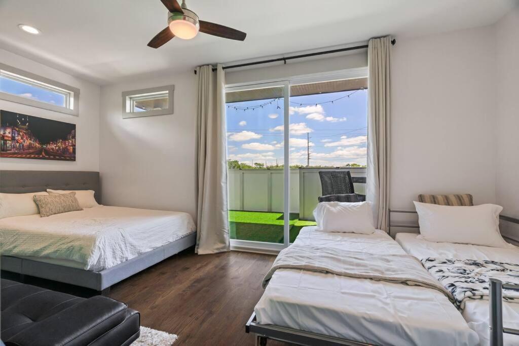 King Bed, Balcony, Covered Patio & Firepit! 8 Minutes From Broadway Nashville Exterior photo