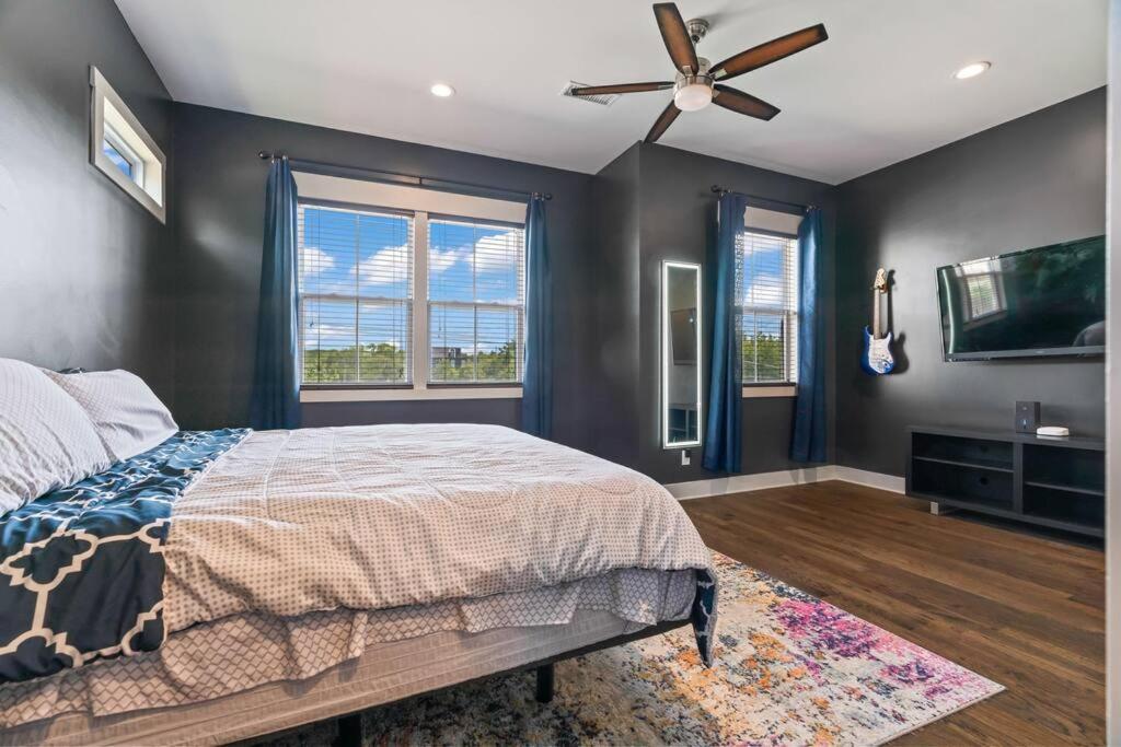 King Bed, Balcony, Covered Patio & Firepit! 8 Minutes From Broadway Nashville Exterior photo